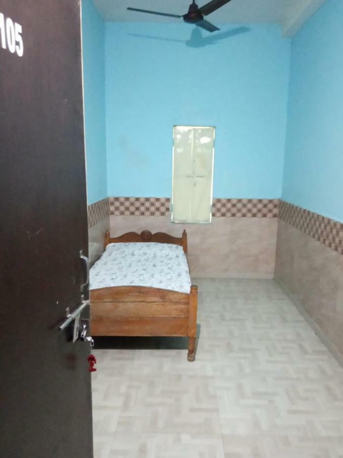 Harkishan Lodge Sambalpur Chambre photo